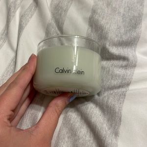 Calvin Klein Leaf Scented Candle
